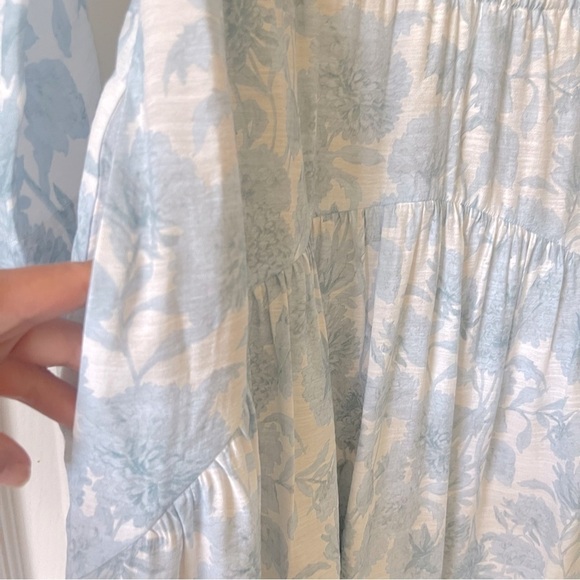 Vince Dahlia Floral Summer Dress Long Sleeve V Neck Women M Baby Blue White - Picture 8 of 16